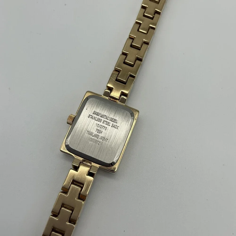 Anne Klein Y0577 Womens Watch Gold Tone Crystal Bracelet New Battery 6